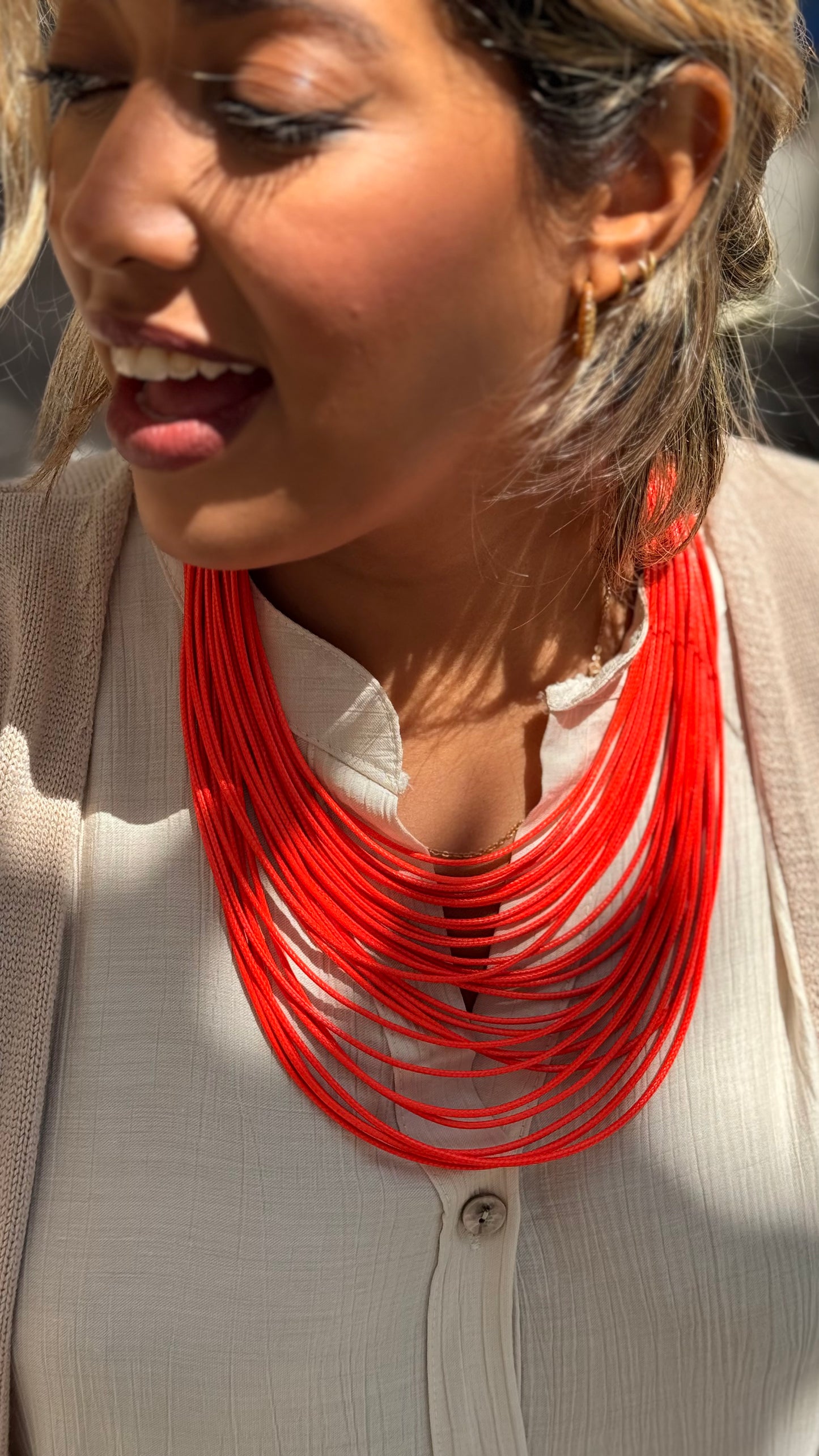 Collar tiras naranja