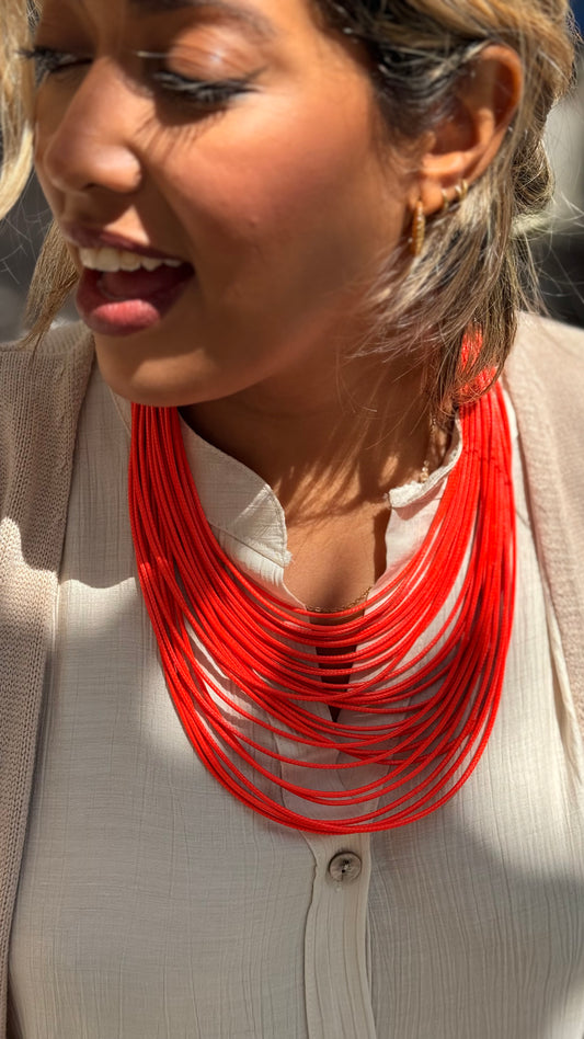 Collar tiras naranja
