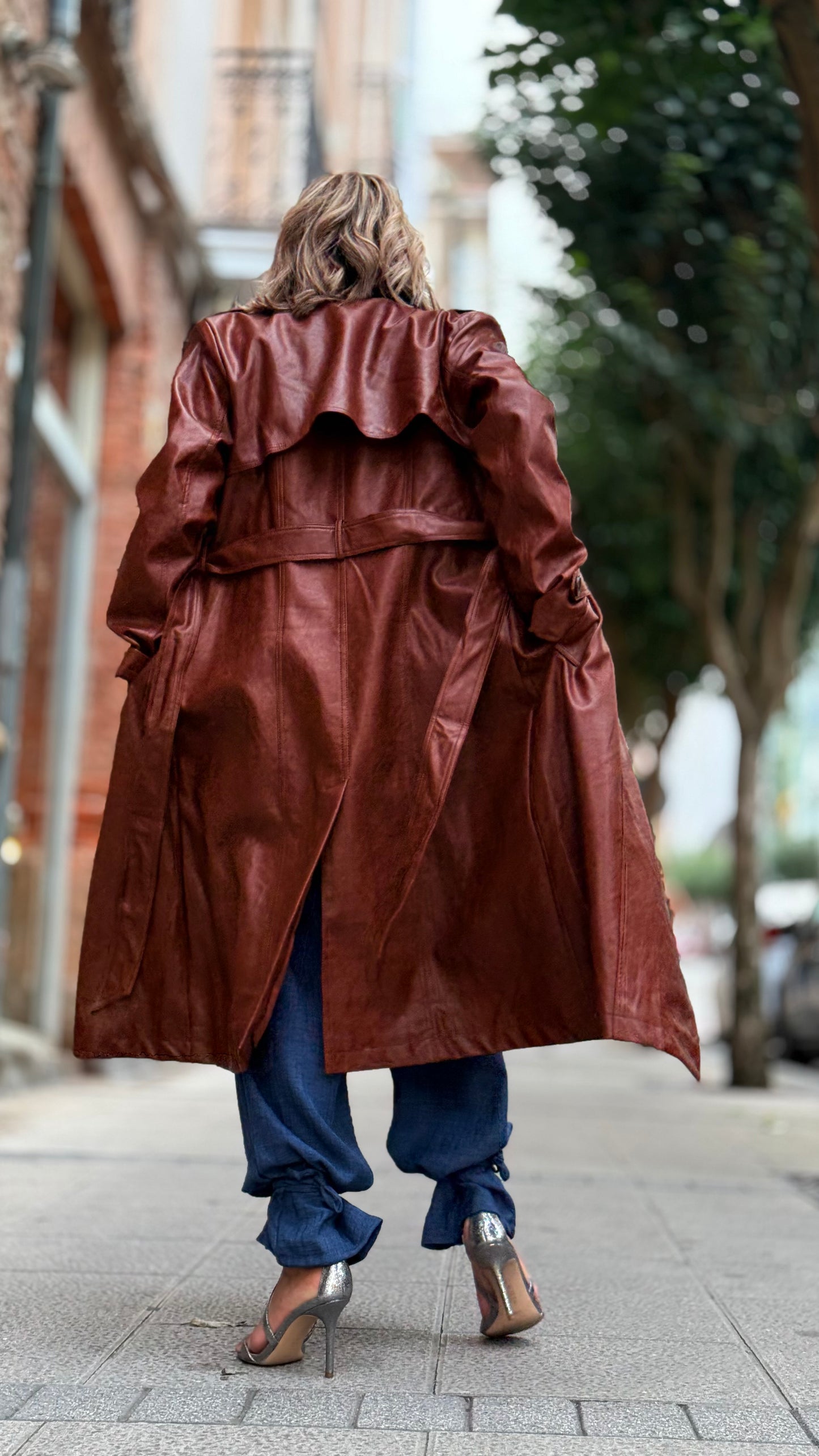 Trench larga Efecto piel