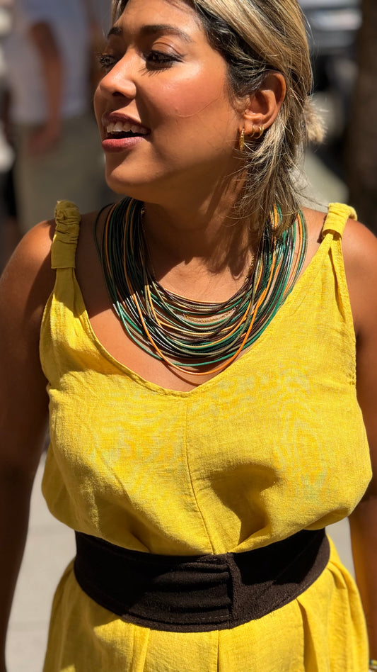 Collar tiras verde
