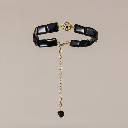 Chocker Casablanca