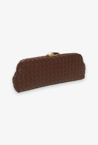 Clutch largo, trenzado, con bandolera de cadena