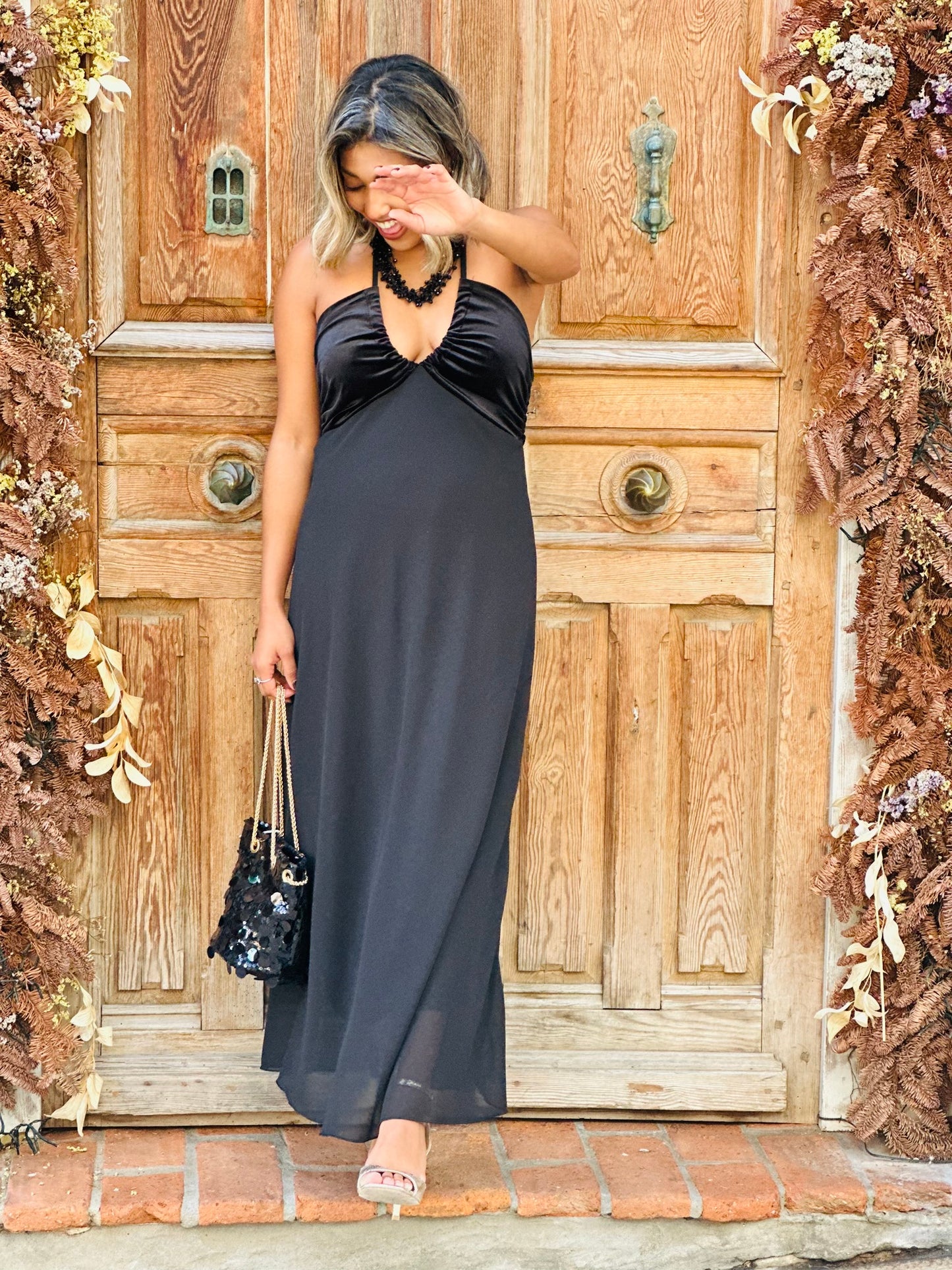 Vestido Escote Velvet negro