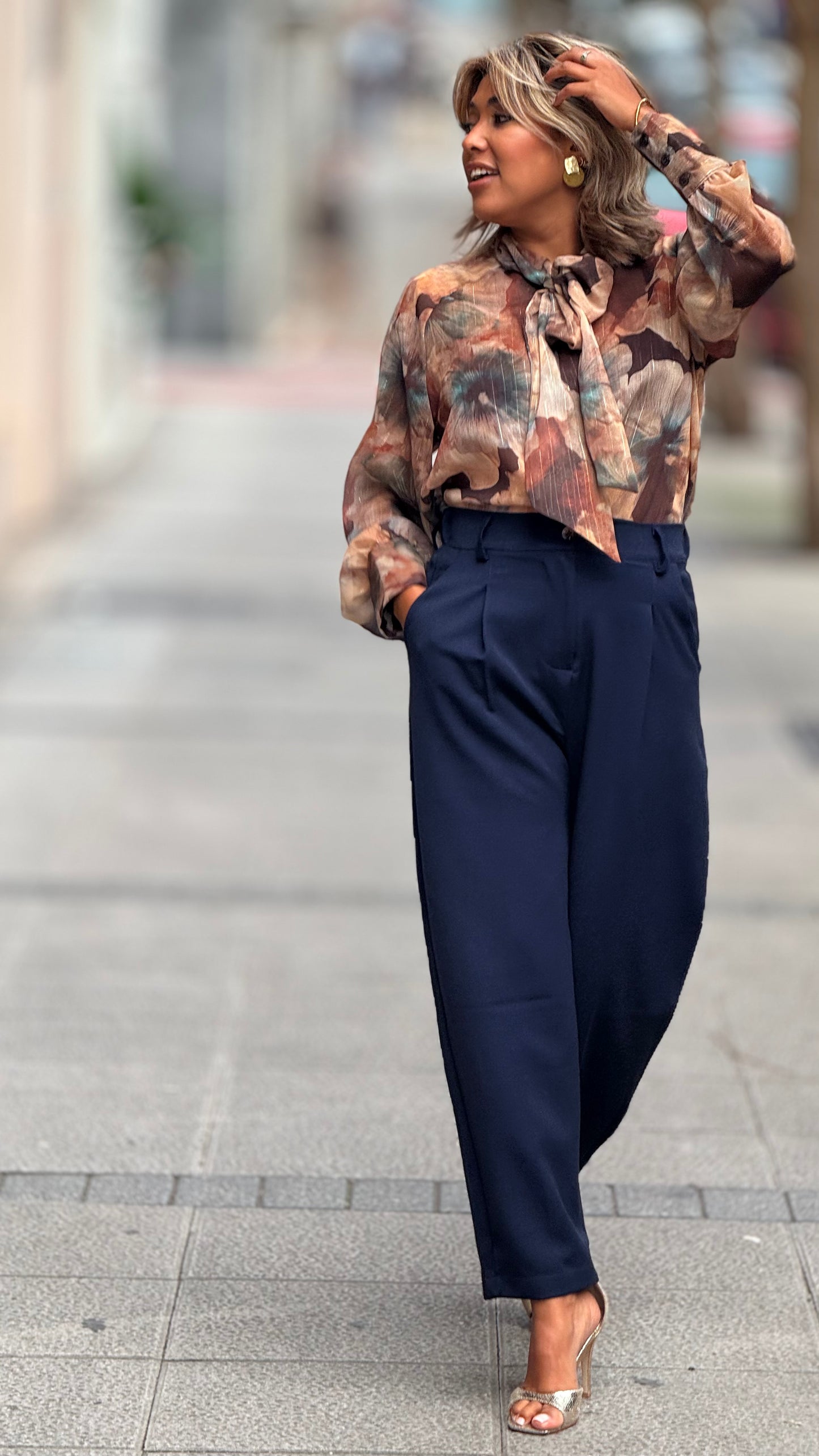 Pantalón suelto pinzas