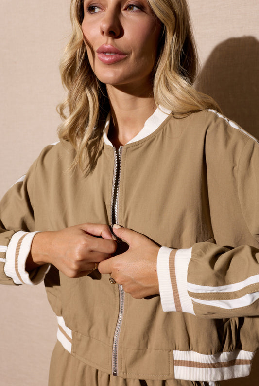 Sudadera marrón bomber
