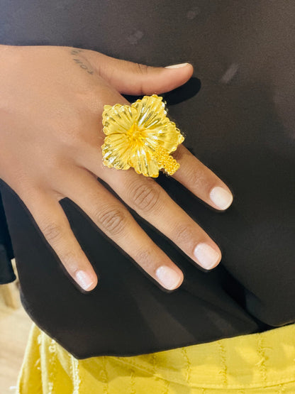 Anillo Hibiscus