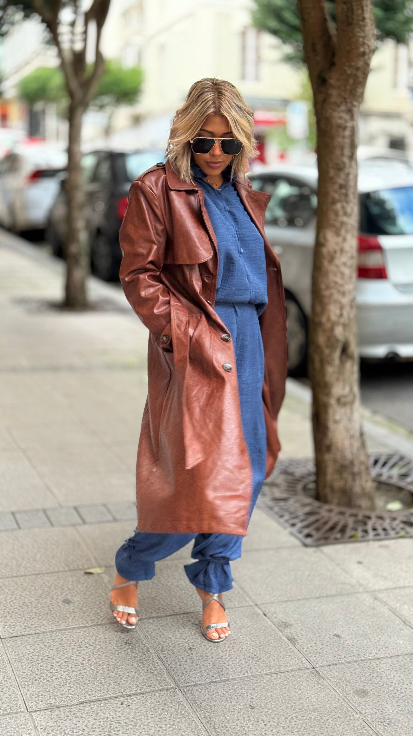 Trench larga Efecto piel