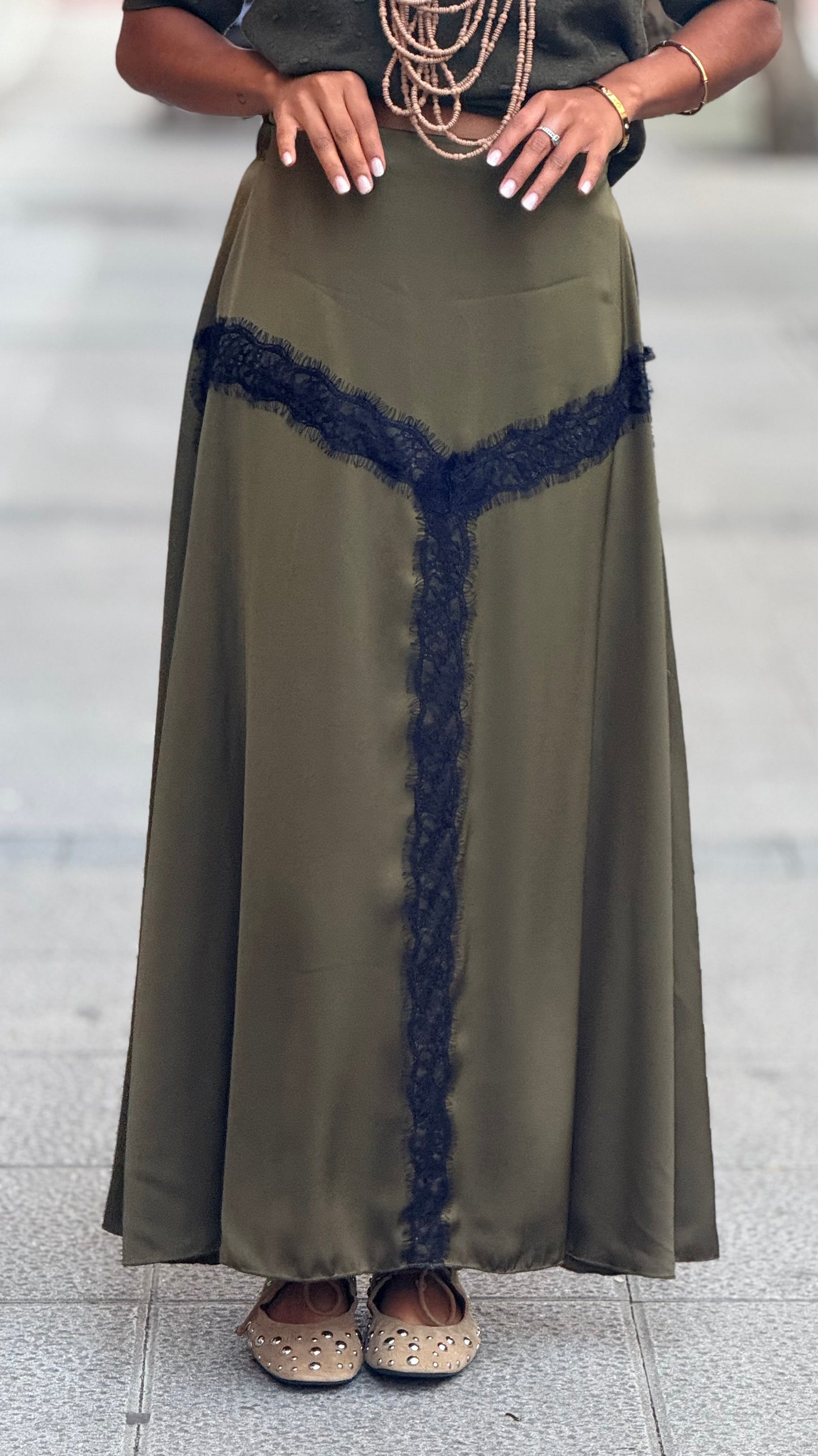 Falda puntilla