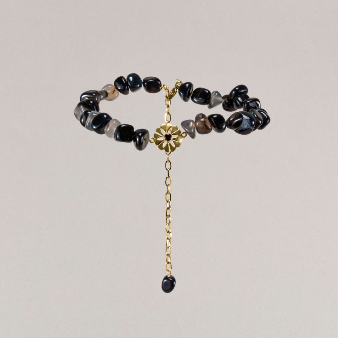 chocker Lavinia