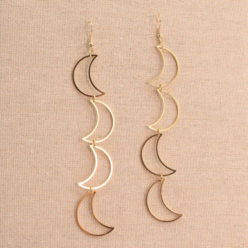 Pendientes lunas